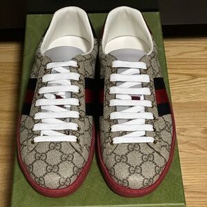 ‼️Sold‼️Authentic! New Gucci MEN'S ACE GG SUPREME SNEAKER size UK6/US6.5/EU40
